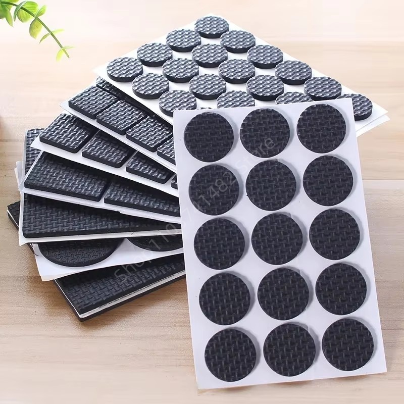 2-48個入り 自己粘着式 ブラック 家具脚用 ラグ フェル - Outdoor Furniture Leg Protectors のレビューと価格