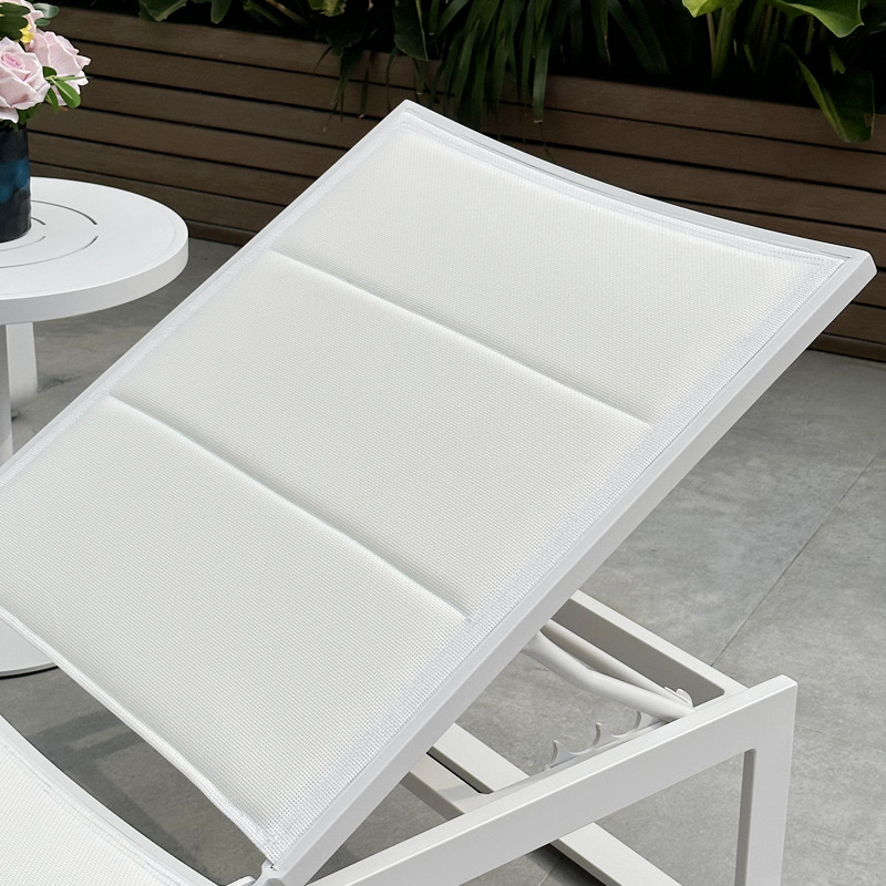 イタリア製高級プールラウンジチェア アルミ製屋外家具 パティ - Outdoor Furniture Italian のレビューと価格